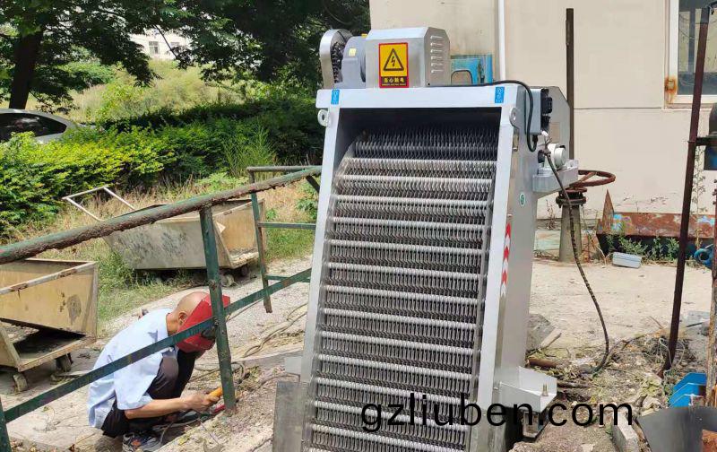 鄭州(zhou)格(ge)柵汚水(shui)處(chu)理(li)設備(bei)