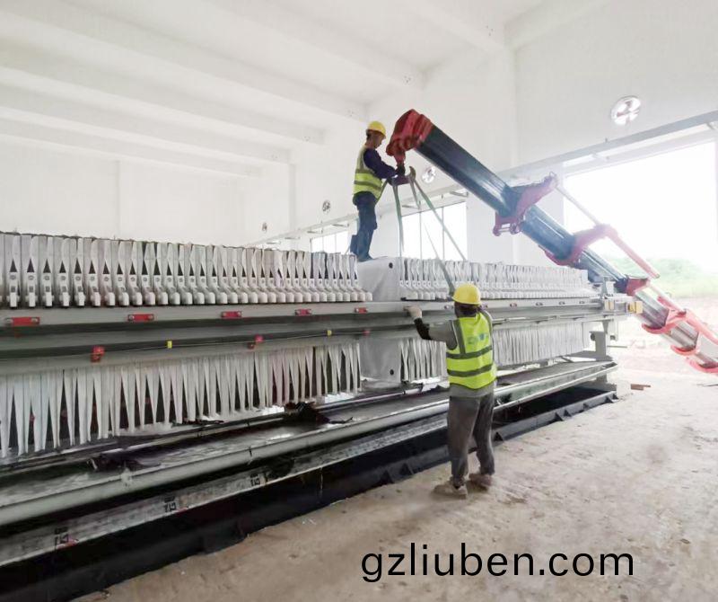 四川(chuan)自(zi)貢(gong)市(shi)1.5萬噸(dun)半地下(xia)市政汚水(shui)處(chu)理廠EPC總包項目