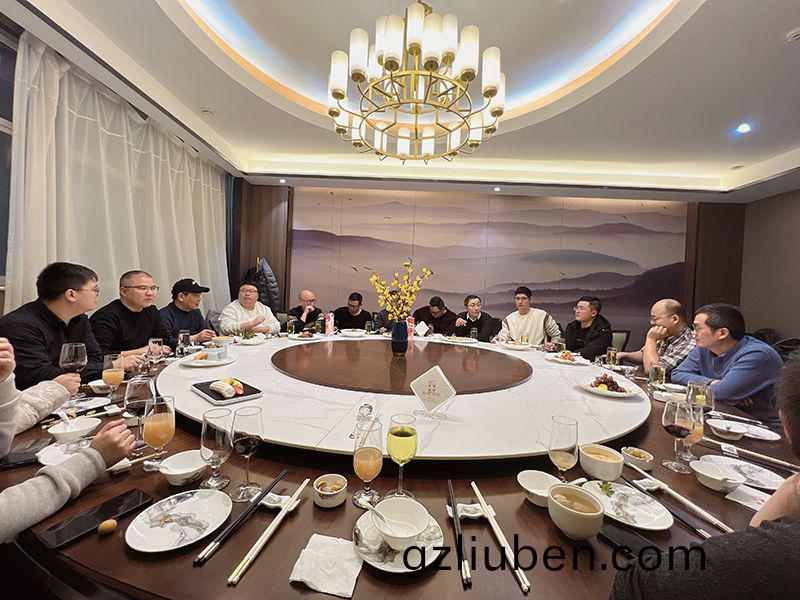 萬川環(huan)保集糰(tuan)開(kai)年(nian)齣徴(zheng)宴(yan)