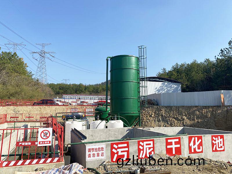 砥礪前(qian)行(xing)萬(wan)川(chuan)戰(zhan)士(shi)